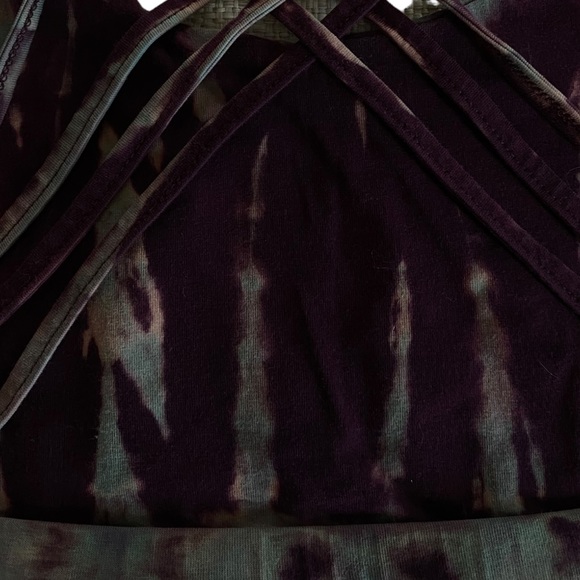 DIA tie dye sports bra cross back hippie 70s print purple medium yoga athletic - Picture 8 of 8